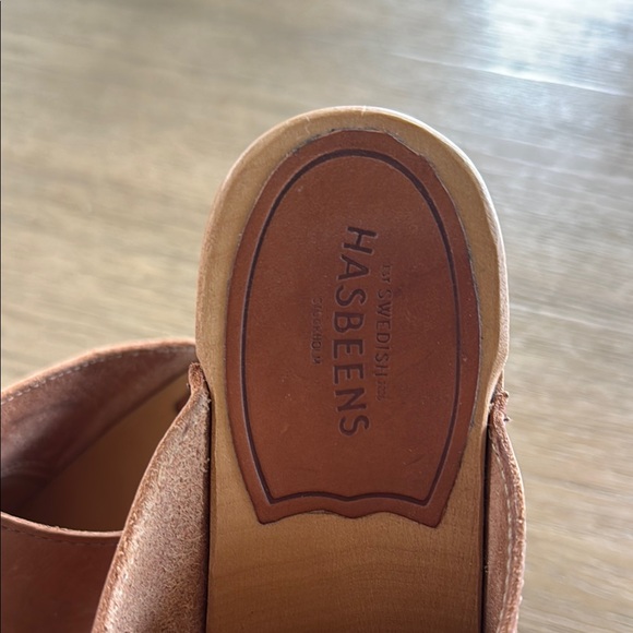 Swedish Hasbeens Tan Leather Platform Mules - Picture 3 of 7